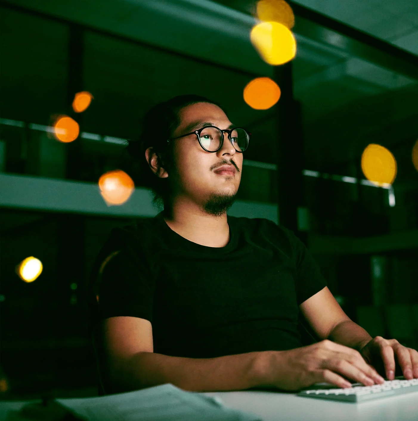 Compétences de l’ingénieur mlops en école numérique ESSIN spécialisé en machine learning cloud computing ci cd docker kubernetes et industrialisation ia